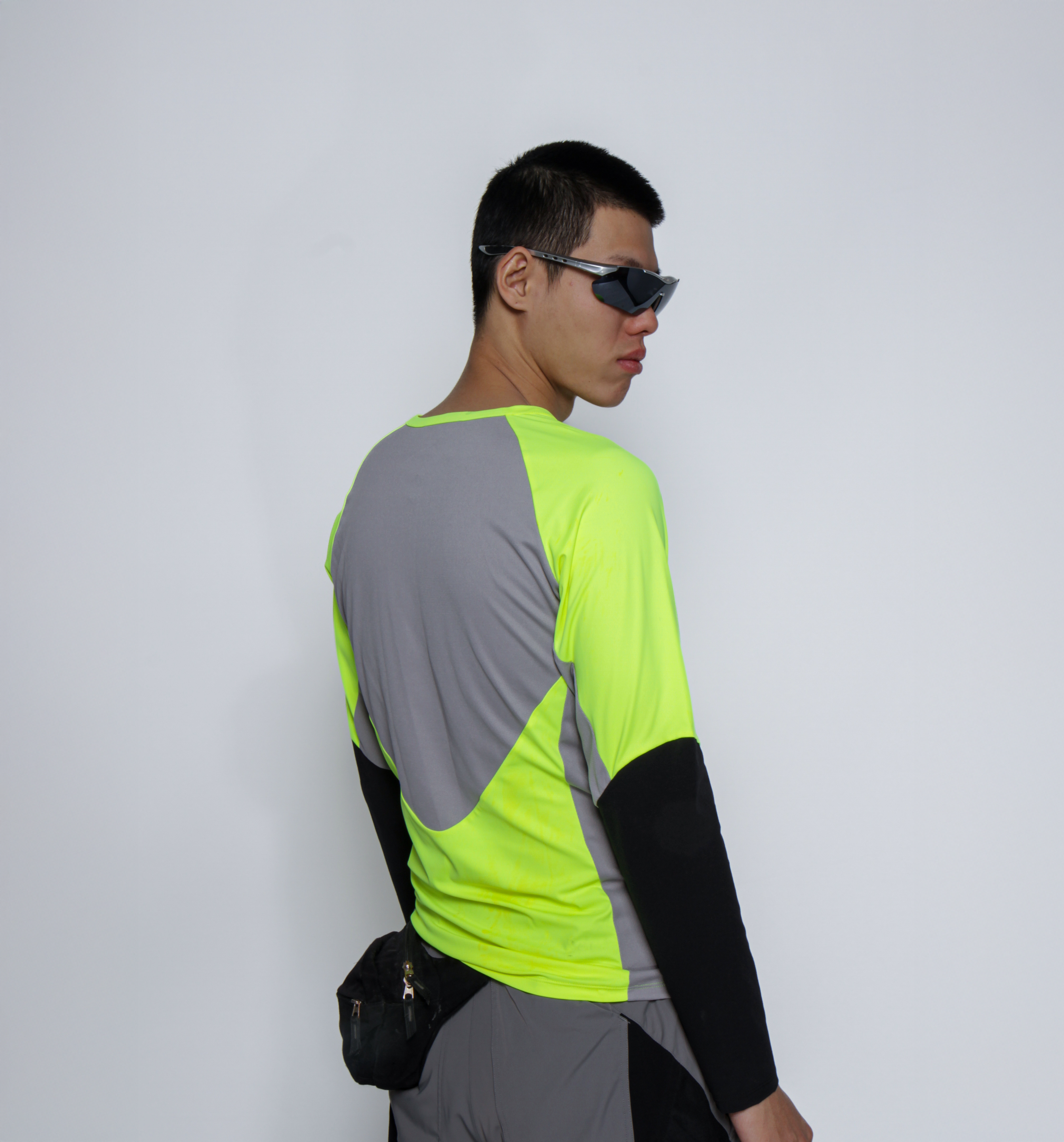 UV RESIST TESTED TO WORK LONG TEE